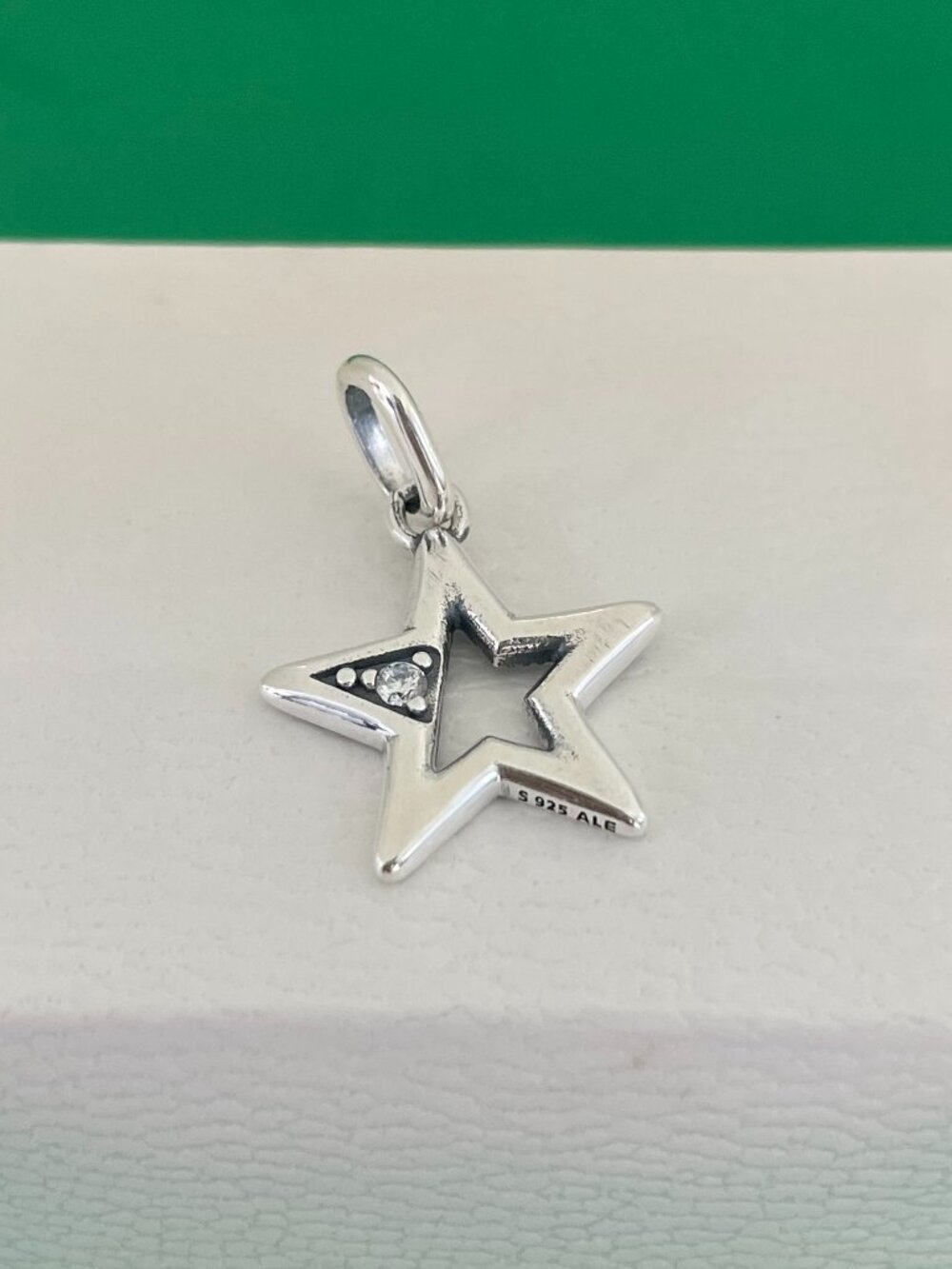 Authentic Pandora ME Sparkling Star Medallion Charm
